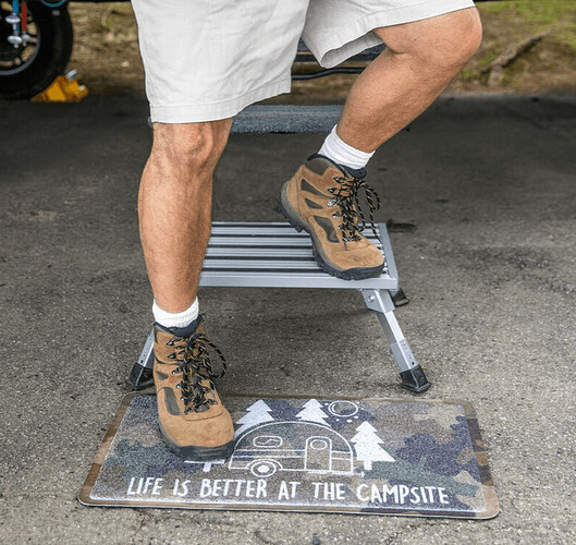 Camco Adjustable Step Stool