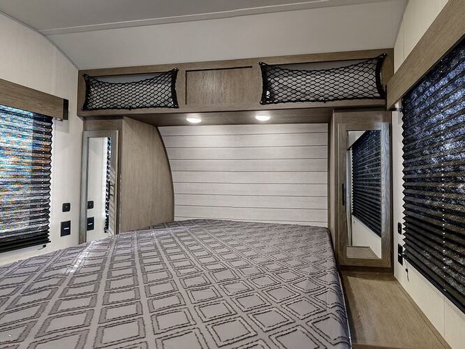 Forest-River-Wolf-Pack-26-135-2025-bedroom