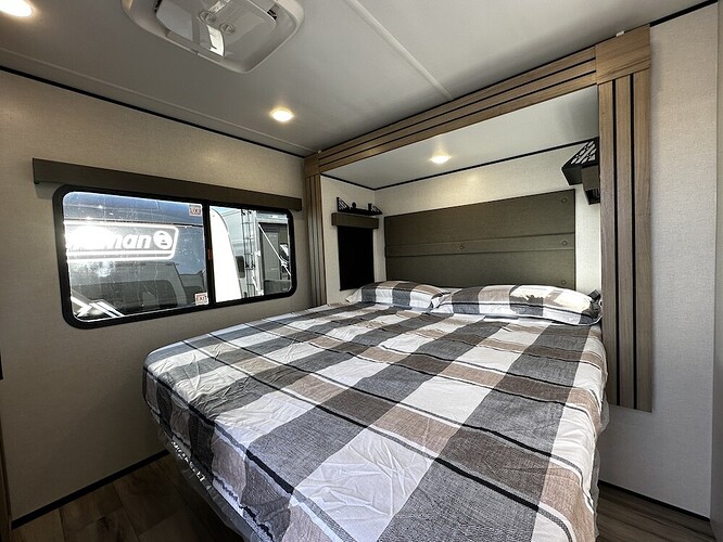 Coleman Legacy 2550FK Bedroom