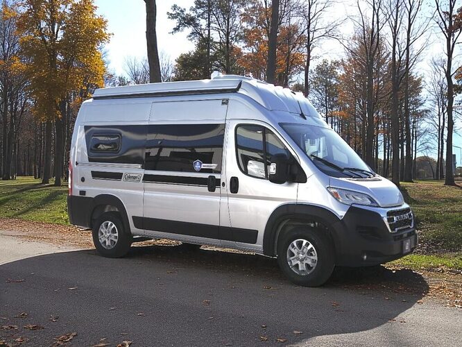 Exterior of a Thor Coleman 17D class B van