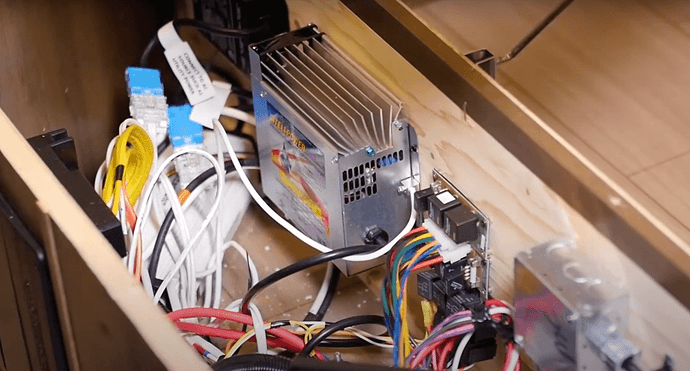 what-is-rv-converters-and-rv-inverters-08-2022