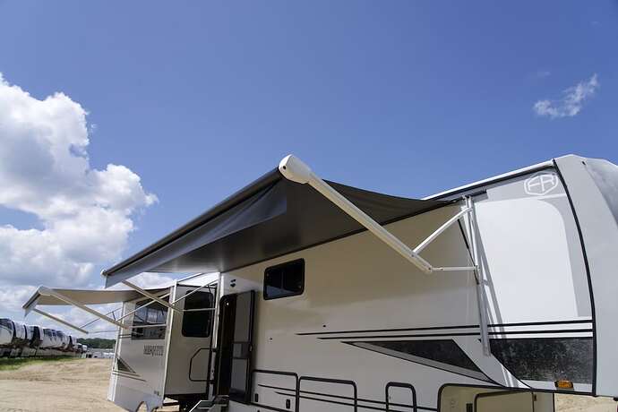 Mesquite dual awning coverage