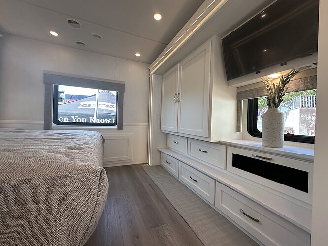 Bay Star 3114 bedroom