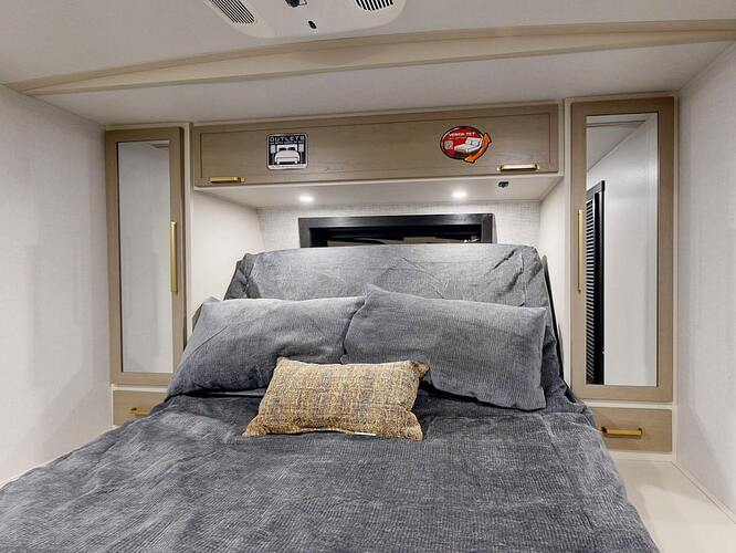 Forest-River-Salem-Hemisphere-310BHI-2025-bedroom