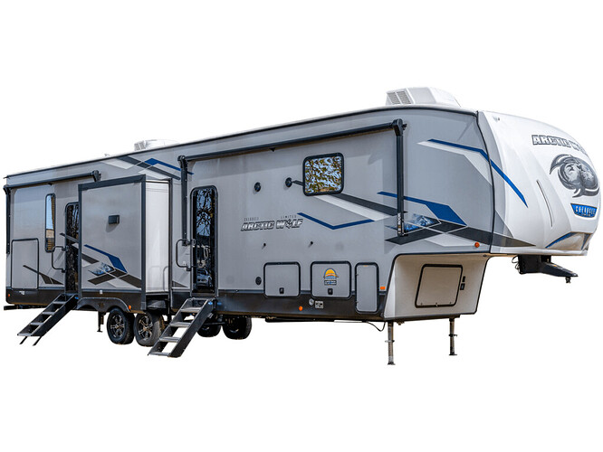 Arctic Fox fifth wheel