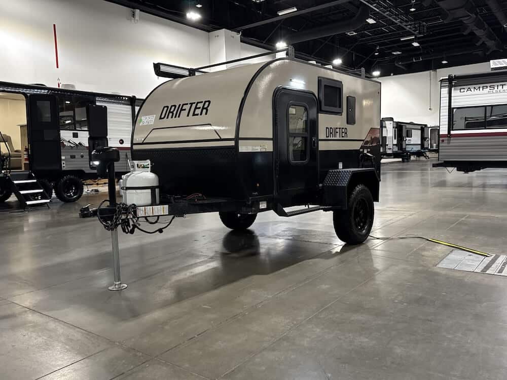 Drifter 10ROK travel trailer exterior