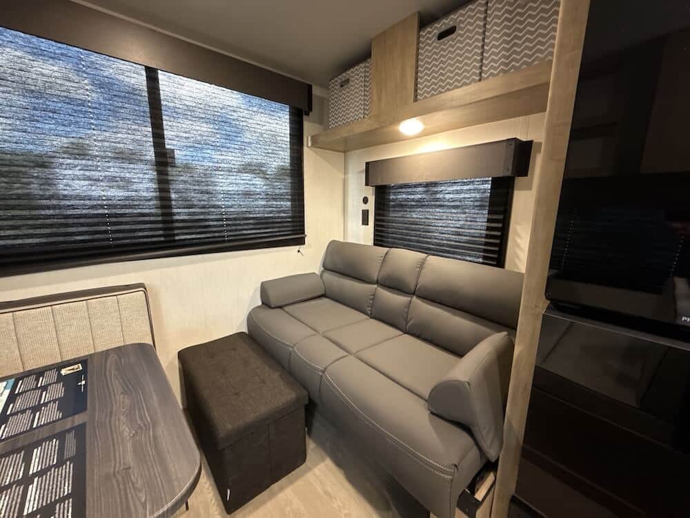 Campsite Reserve living room